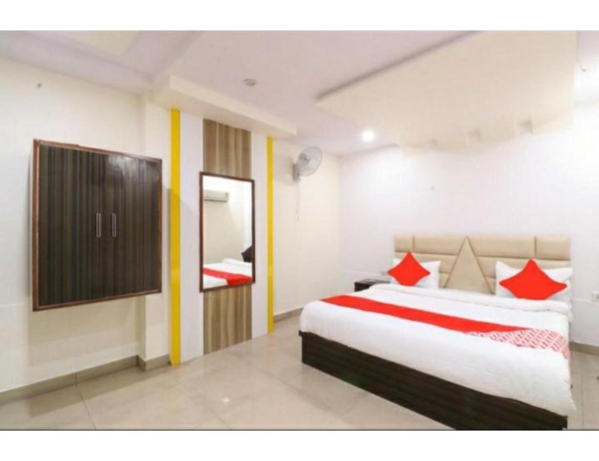 Hotel Kirandeep Agra 阿格拉 外观 照片