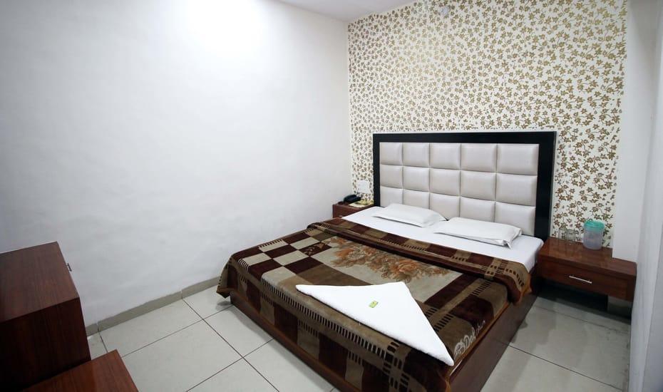 Hotel Kirandeep Agra 阿格拉 外观 照片